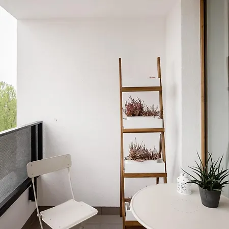 Apartment M&r Apartament: Premium Airport With Self Check-in *